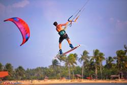 Sri-Lanka, Kalpitiya, Kitesurfing Lanka, Kitesurfing holidays- kitesurf